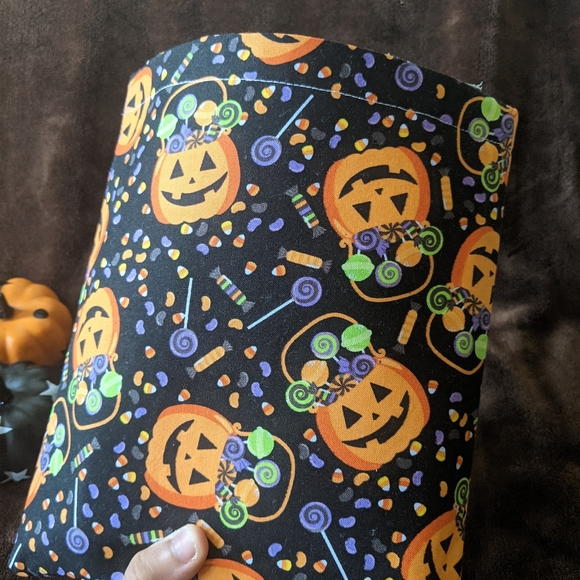 🎃Pumpkin &Candy Small Book Sleeve🎃👻📚 - Picture 2 of 5